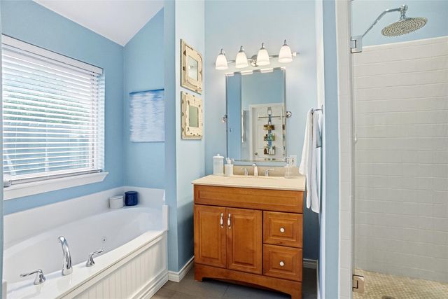 106 Honeysuckle Drive, Justin, TX 76247