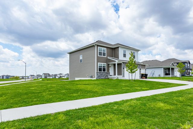 1115 Spruce Street, Waukee, IA 50263