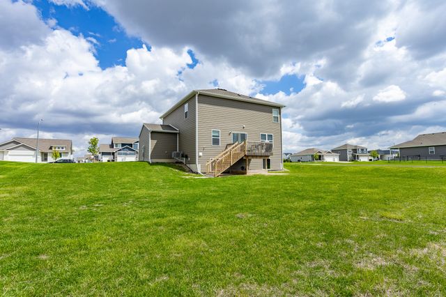 1115 Spruce Street, Waukee, IA 50263