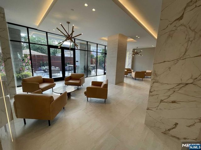 470 Main Street 618, Fort Lee, NJ 07024