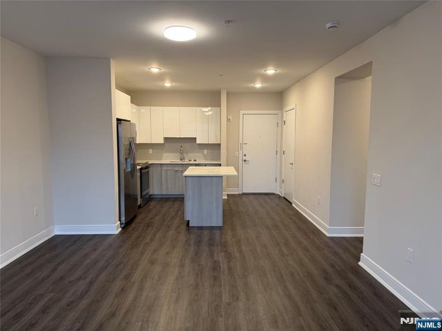 470 Main Street 618, Fort Lee, NJ 07024