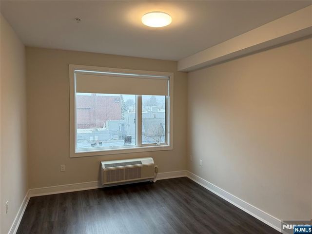 470 Main Street 618, Fort Lee, NJ 07024