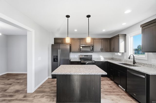17192 Delancey Court, Huntertown, IN 46748