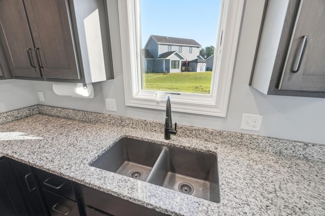 17192 Delancey Court, Huntertown, IN 46748