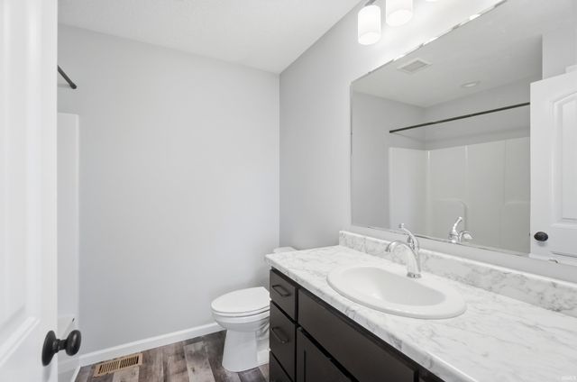 17192 Delancey Court, Huntertown, IN 46748