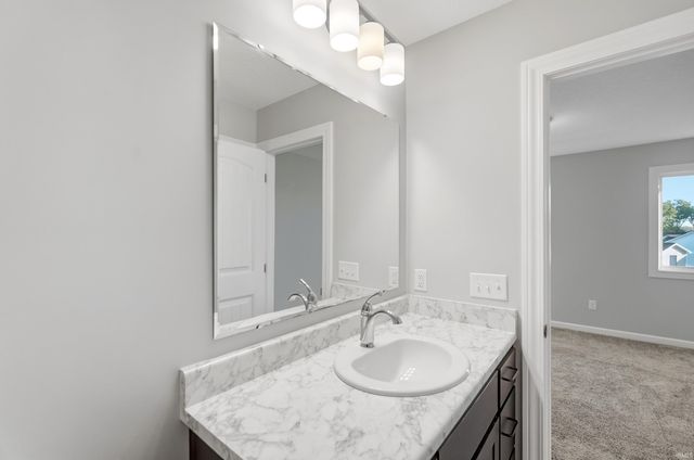 17192 Delancey Court, Huntertown, IN 46748