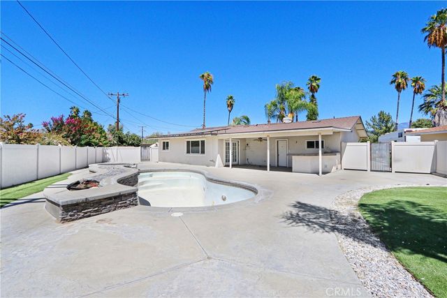 27091 Val Deane, Hemet, CA 92544
