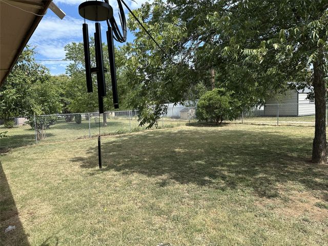 4404 Westridge Drive, Brownwood, TX 76801