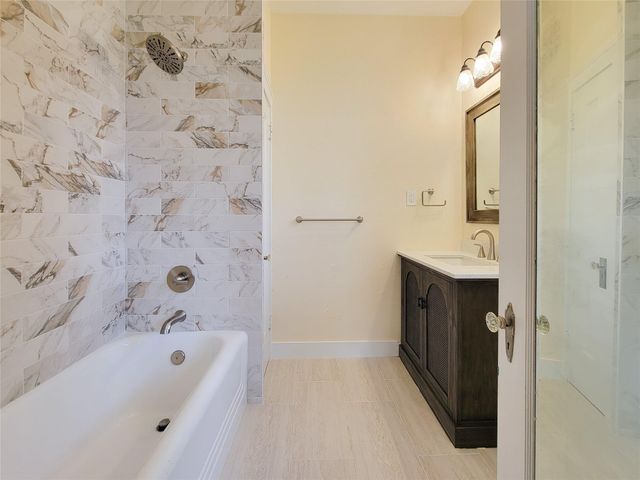 1502 S Market Street, Brenham, TX 77833