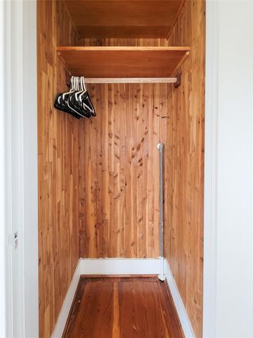 1502 S Market Street, Brenham, TX 77833