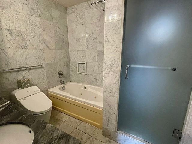 330 E 38TH Street PHC, New York City, NY 10016
