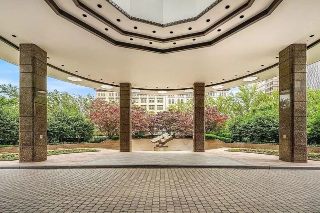 330 E 38TH Street PHC, New York City, NY 10016
