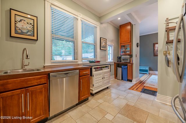 2037 Alta Ave, Louisville, KY 40205