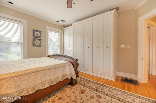 2037 Alta Ave, Louisville, KY 40205