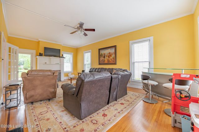 2037 Alta Ave, Louisville, KY 40205