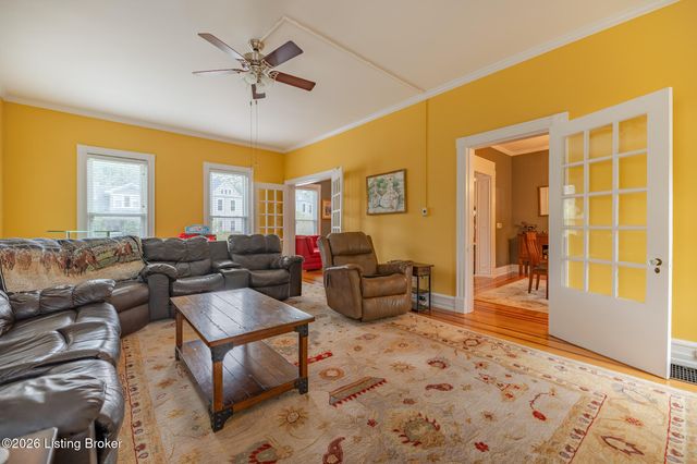 2037 Alta Ave, Louisville, KY 40205