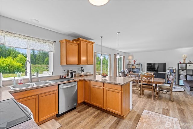 15635 Ursula Lane SE, Yelm, WA 98597