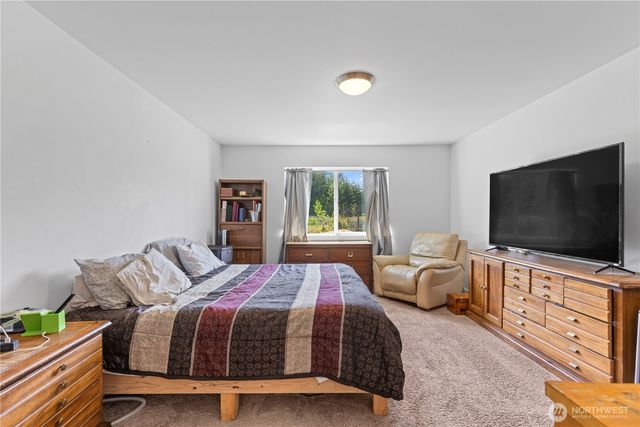 15635 Ursula Lane SE, Yelm, WA 98597