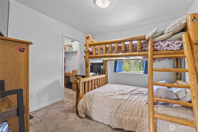 15635 Ursula Lane SE, Yelm, WA 98597