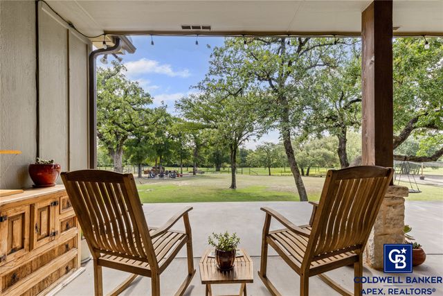 1505 Whispering Oaks Court, Granbury, TX 76049