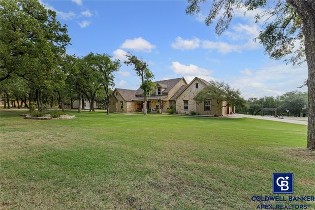 1505 Whispering Oaks Court, Granbury, TX 76049