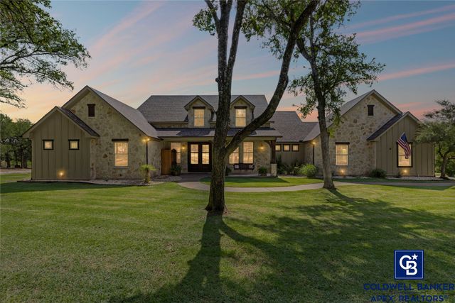 1505 Whispering Oaks Court, Granbury, TX 76049