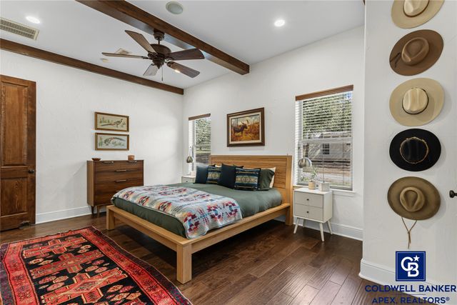 1505 Whispering Oaks Court, Granbury, TX 76049