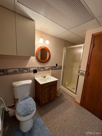 W5940 Springview Dr, Norway, MI 49870