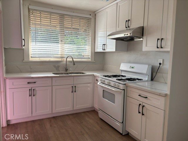 119 Acacia Ave, Monrovia, CA 91016