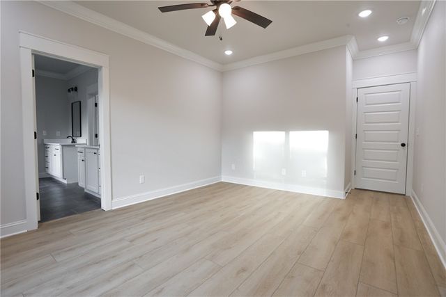 27 Kirkcudbright Lane, Bella Vista, AR 72715