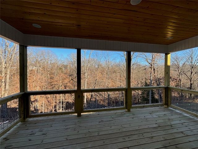 27 Kirkcudbright Lane, Bella Vista, AR 72715