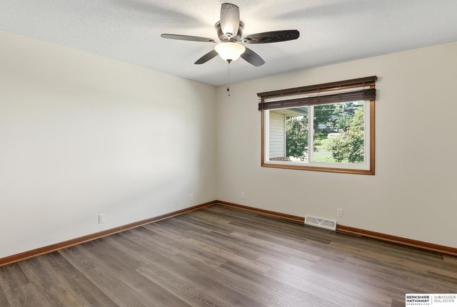 12525 Shirley Street, Omaha, NE 68144