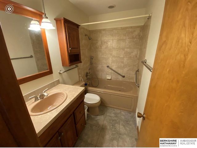 12525 Shirley Street, Omaha, NE 68144