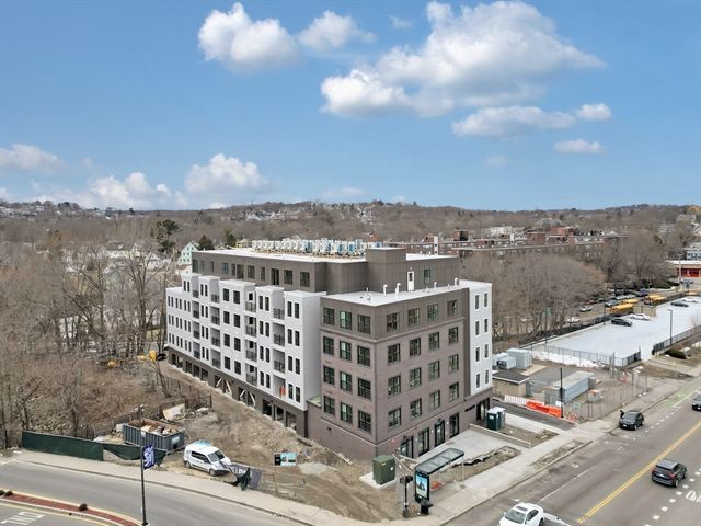 375 Cummins Highway 202, Boston, MA 02131