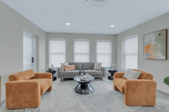 375 Cummins Highway 202, Boston, MA 02131