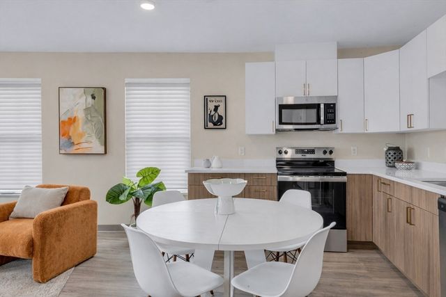 375 Cummins Highway 202, Boston, MA 02131