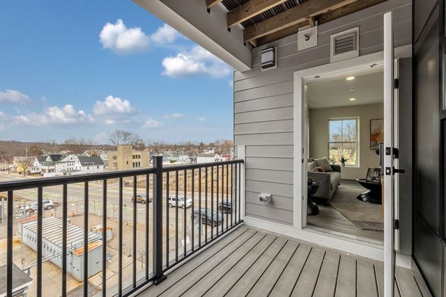 375 Cummins Highway 202, Boston, MA 02131