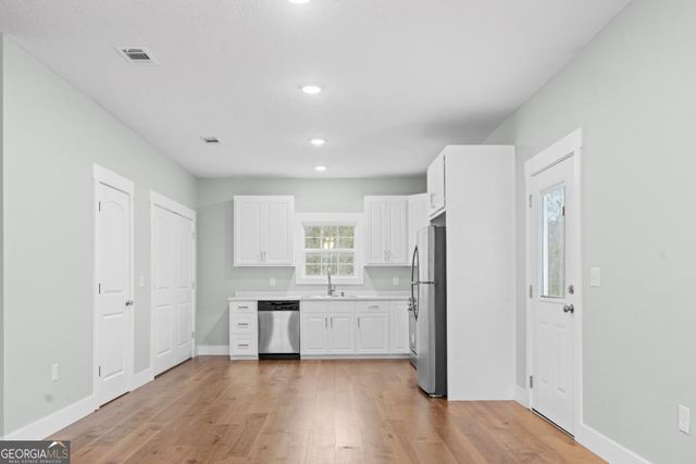 596 Beach Road, Baxley, GA 31513