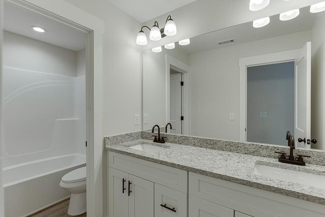 43 Creek Stone Drive, Hartwell, GA 30643