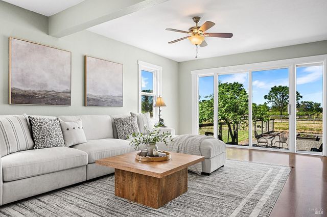 2855 Fulton Rd, Fulton, CA 95439