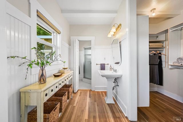 2855 Fulton Rd, Fulton, CA 95439