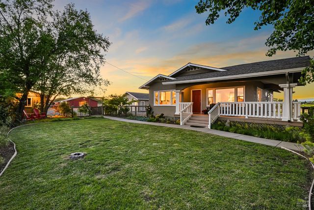 2855 Fulton Rd, Fulton, CA 95439