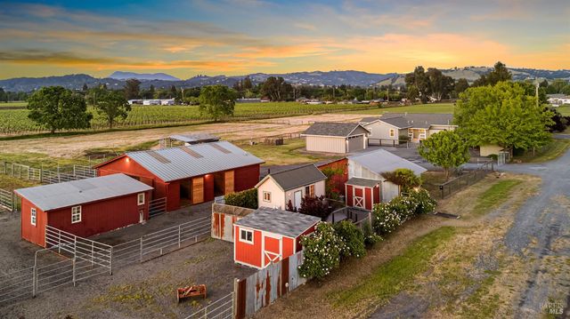 2855 Fulton Rd, Fulton, CA 95439