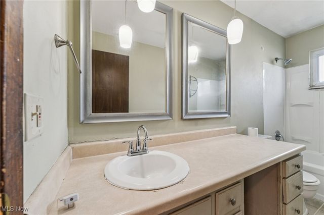 14775 Lisa Drive, Maple Heights, OH 44137