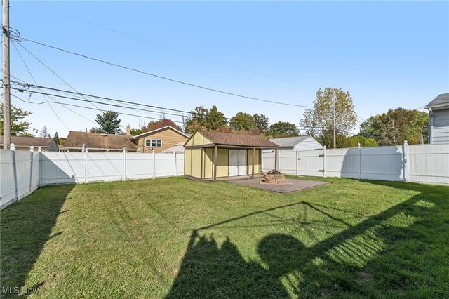 14775 Lisa Drive, Maple Heights, OH 44137