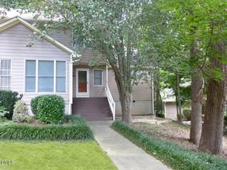 128 Mallard Court, Chapel Hill, NC 27517