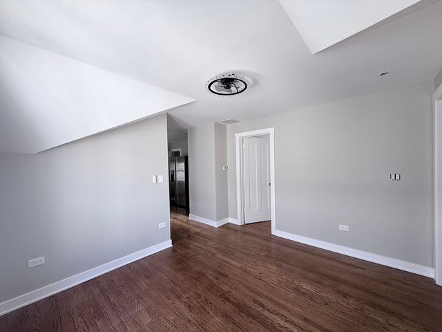 315 W 111th Street 2, Chicago, IL 60628