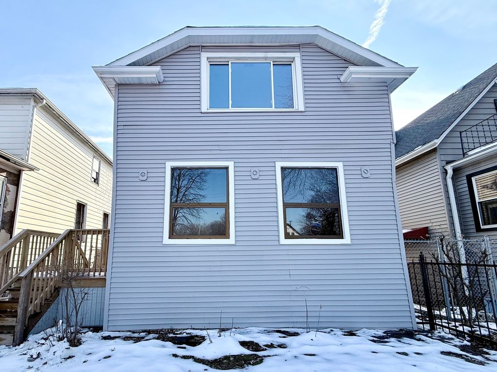 315 W 111th Street 2, Chicago, IL 60628