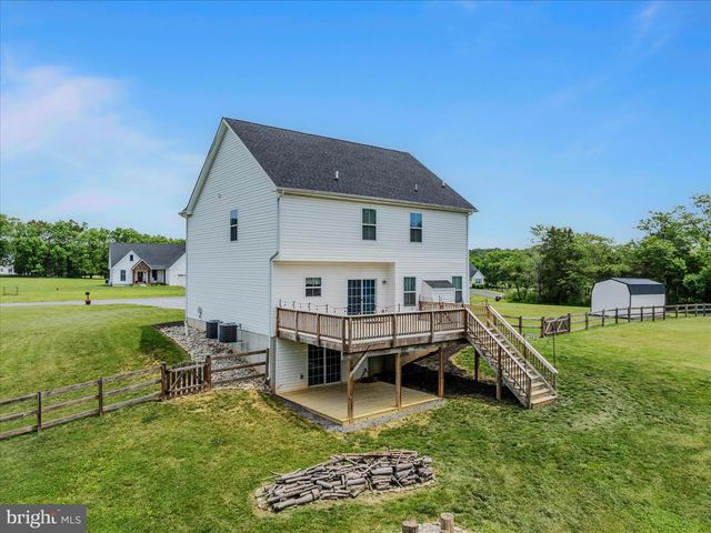 32 TROPHY CT, Kearneysville, WV 25430