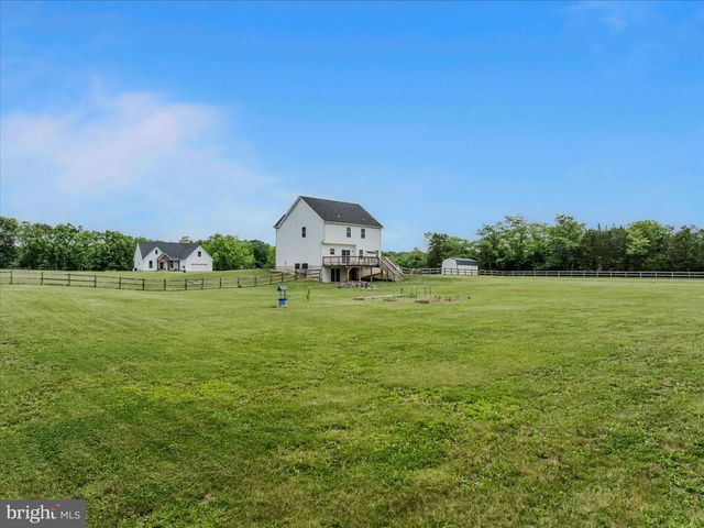 32 TROPHY CT, Kearneysville, WV 25430